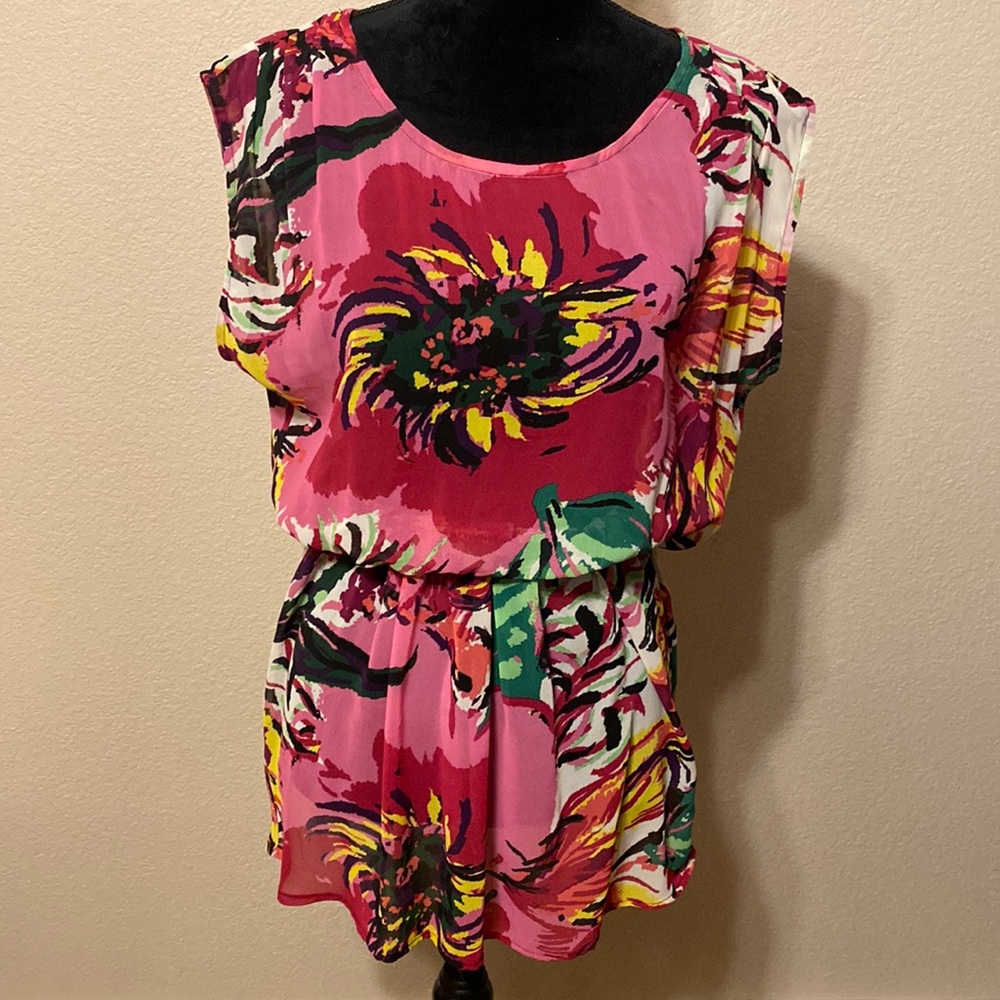 ❤️ 2 for $10 Floral Summer/Spring Top